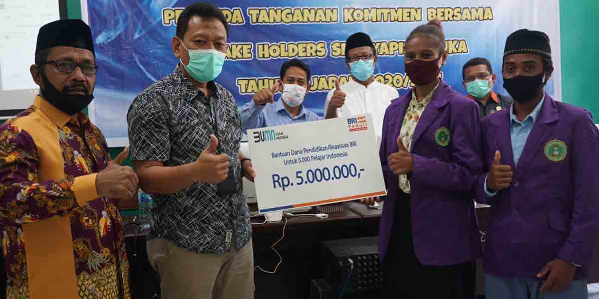 bri-beri-beasiswa-20-siswa-di-mimika